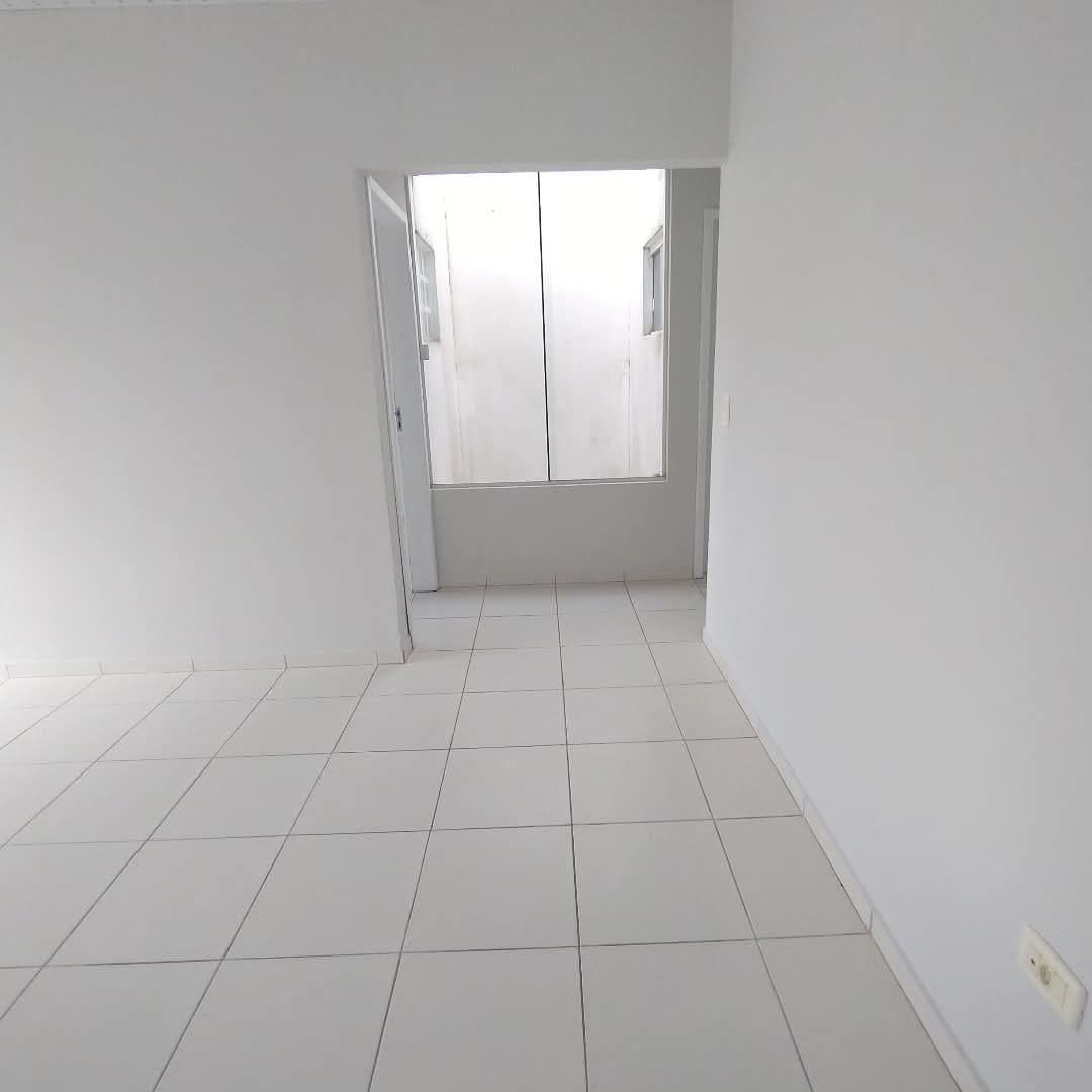 Casa no jardim dos bancários
