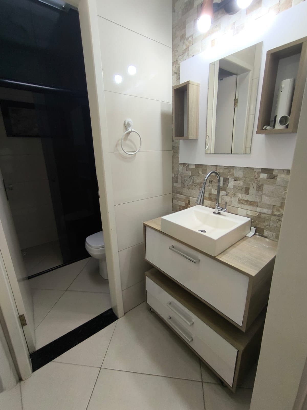 Aluga-se Casa com Ponto comercial — imagem 6