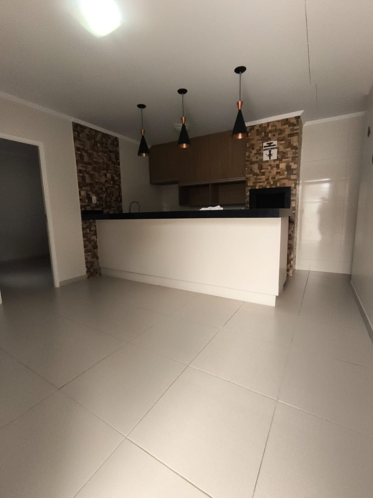Aluga-se Casa com Ponto comercial — imagem 7