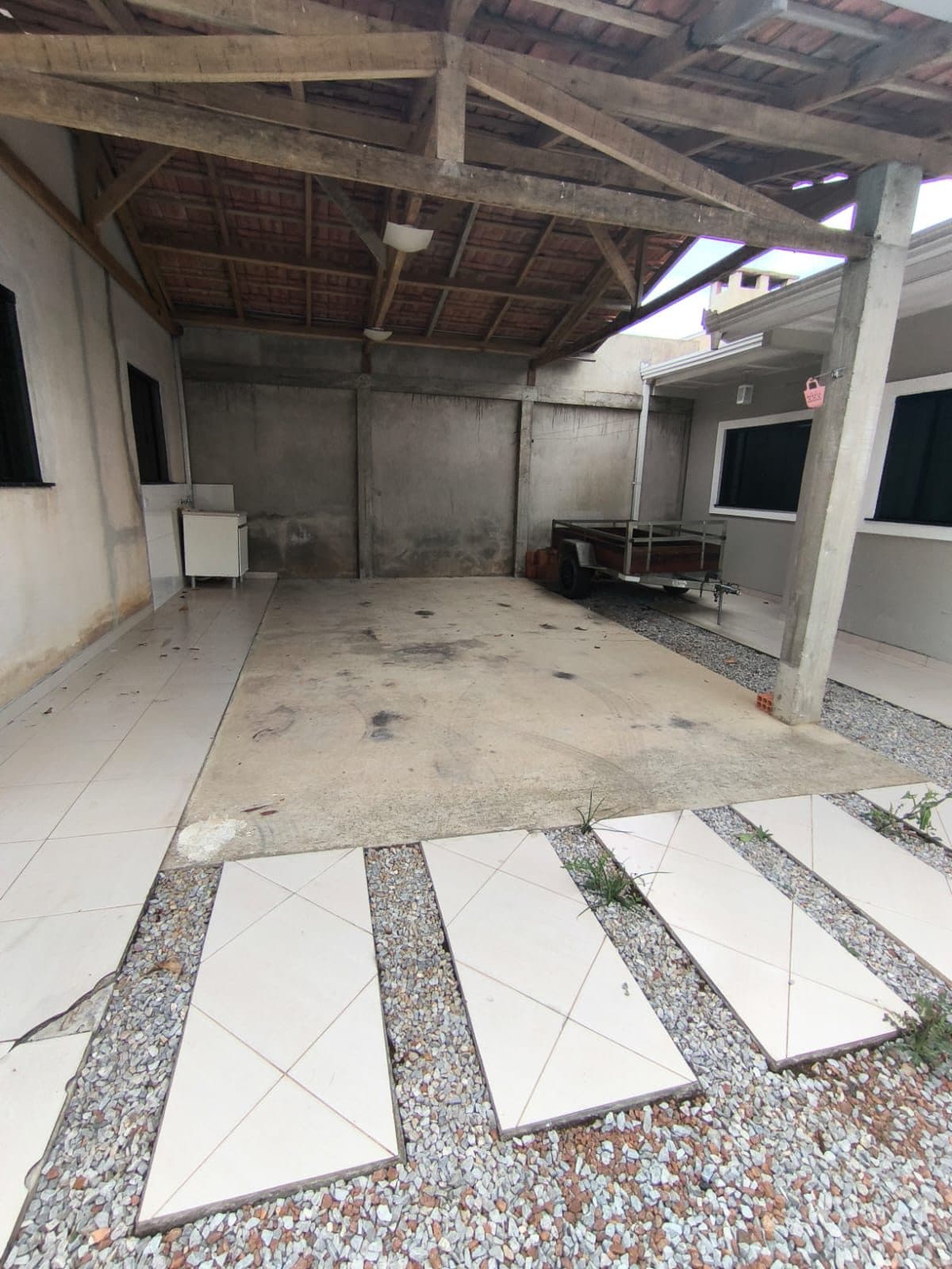 Aluga-se Casa com Ponto comercial — imagem 12