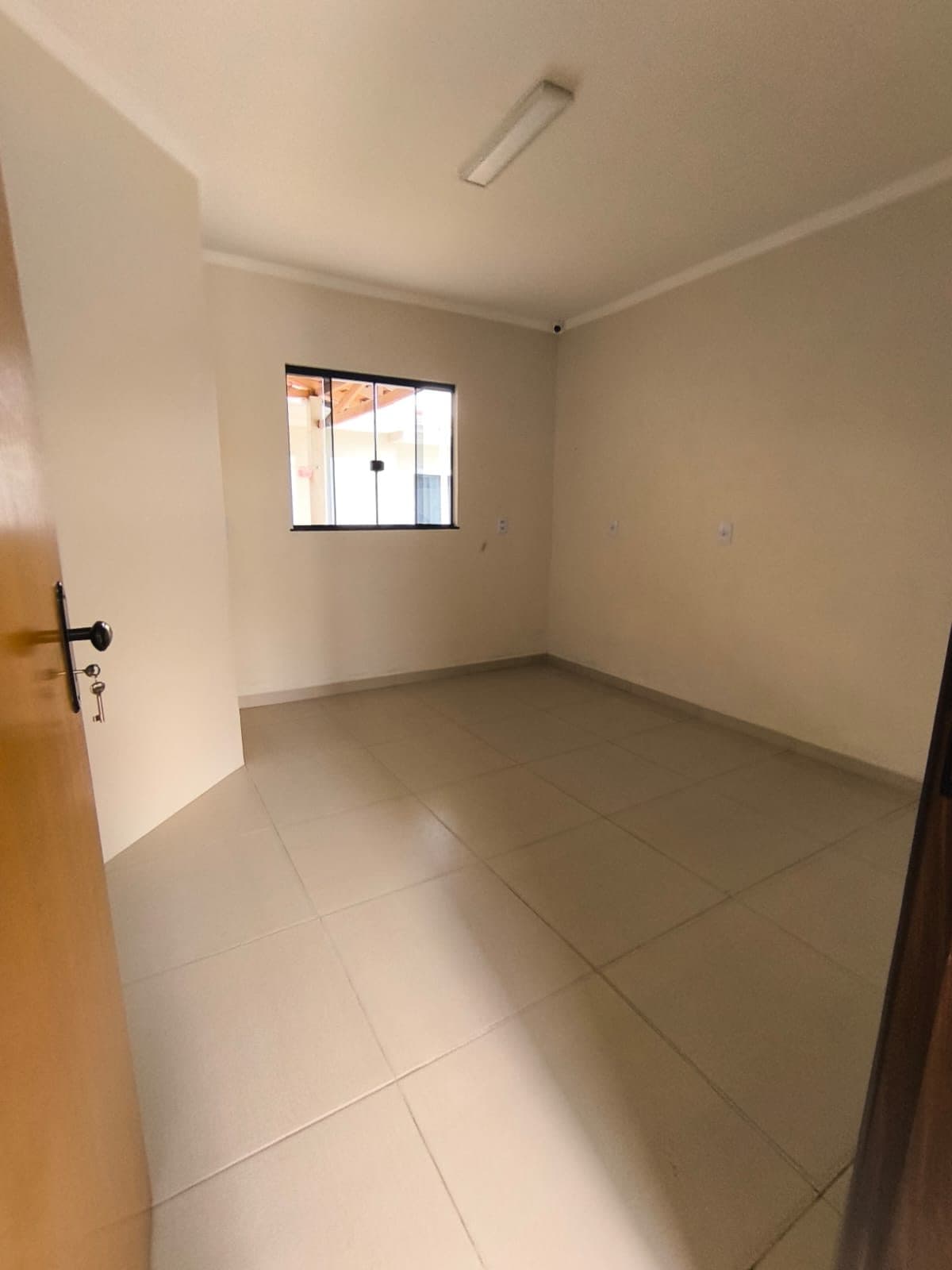 Aluga-se Casa com Ponto comercial — imagem 20